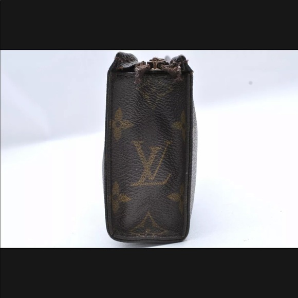 Auth Louis Vuitton Monogram Poche Toilette 15 Cosmetics Pouch M47546 LV - Picture 4 of 11
